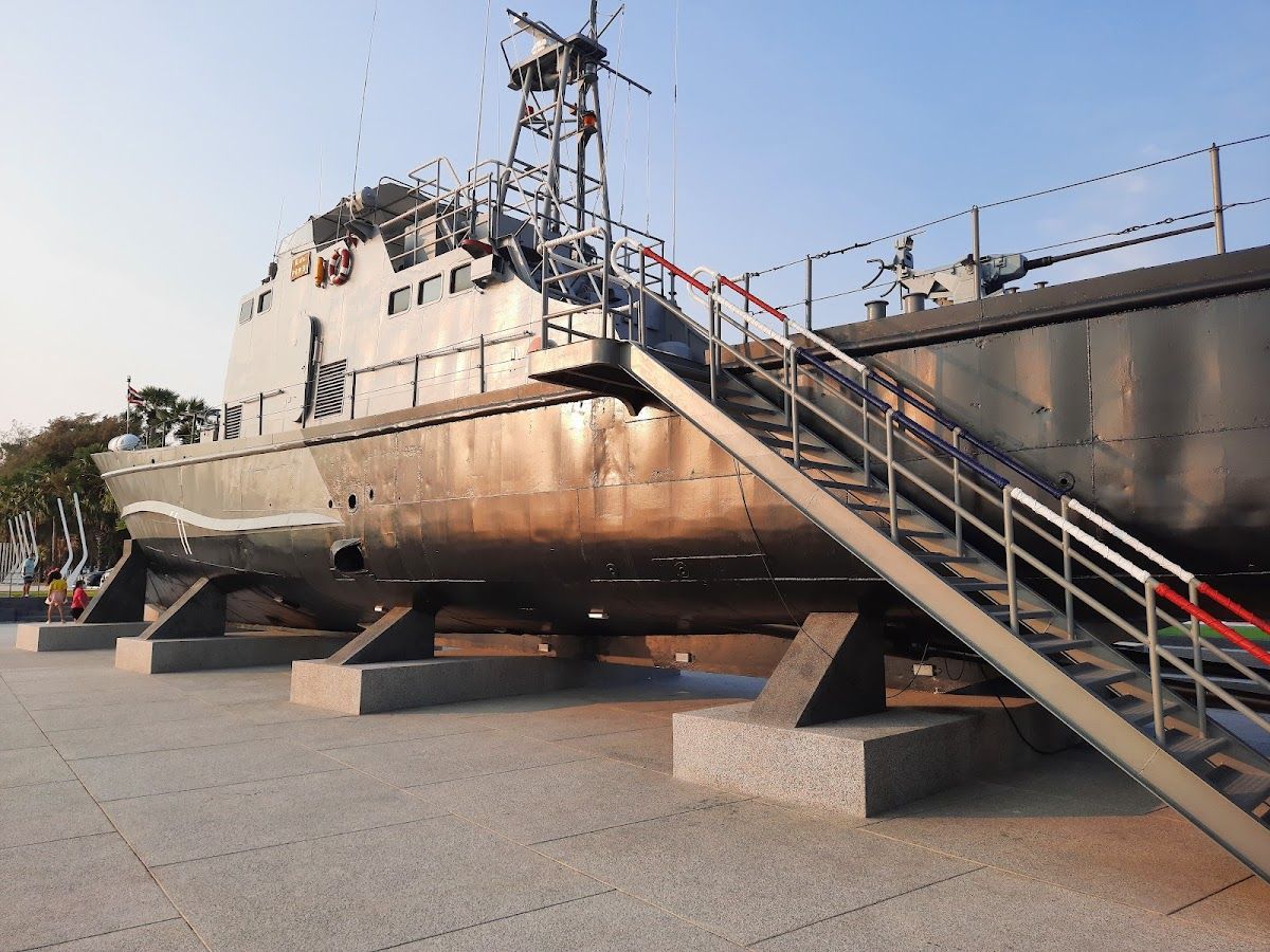 Dongtan Gulf photo 4