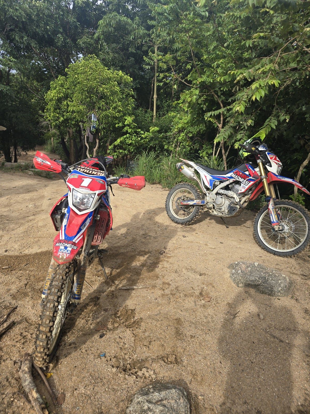 ENDURO MADNESS DIRT BIKE TOURS PATTAYA THAILAND photo 3