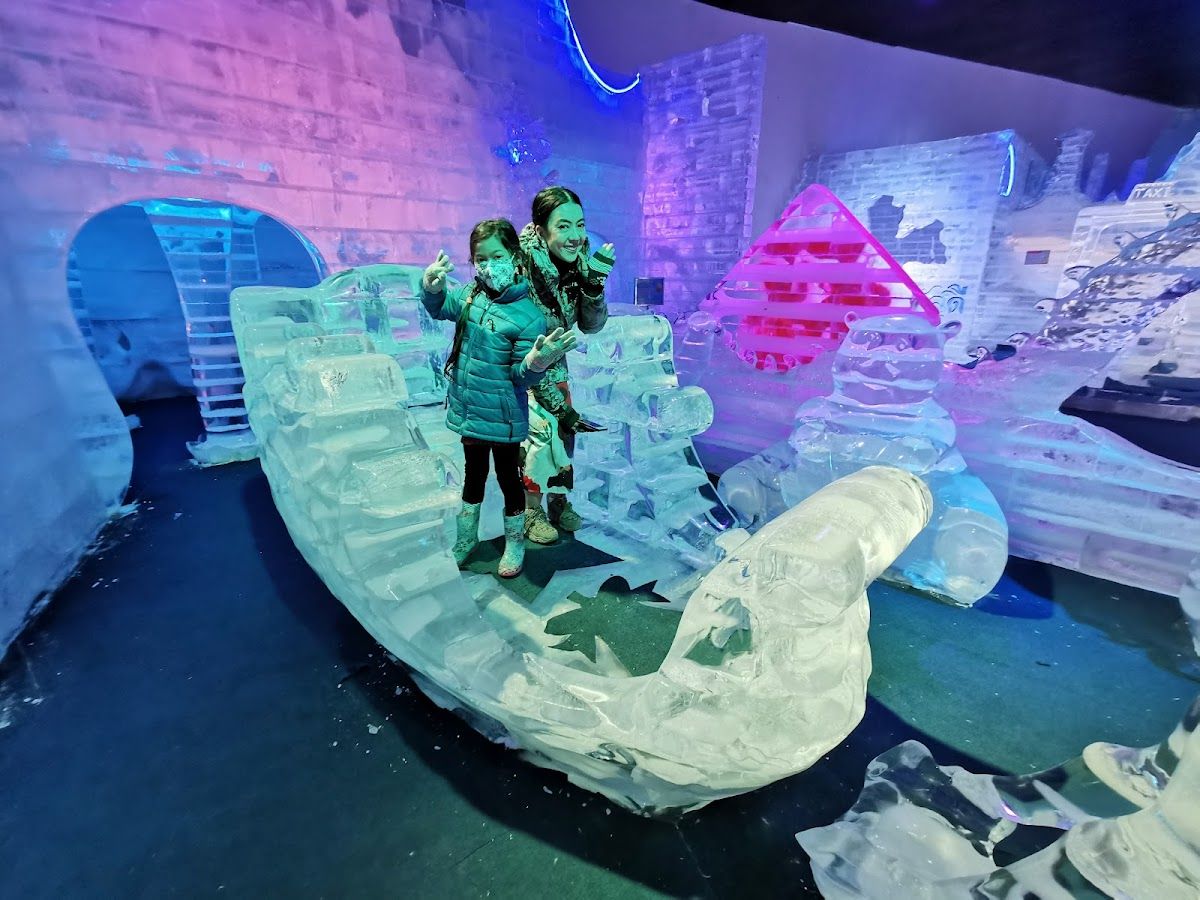 FROST Magical Ice of Siam photo 3