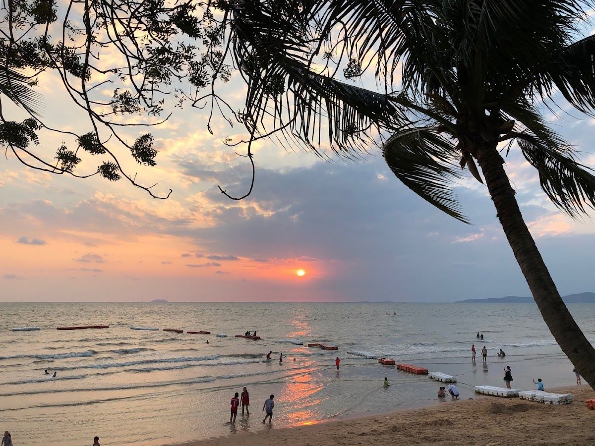 Jomtien Beach photo 4