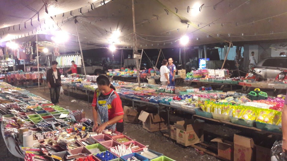 Klongtom Market Pattaya photo 3
