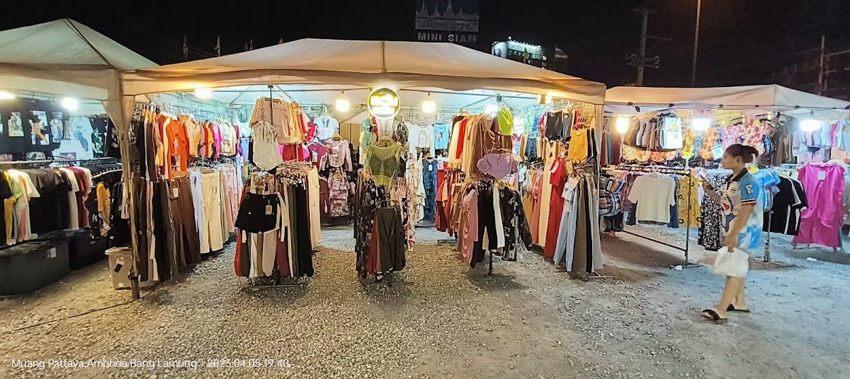 Klongtom Market Pattaya, Pattaya