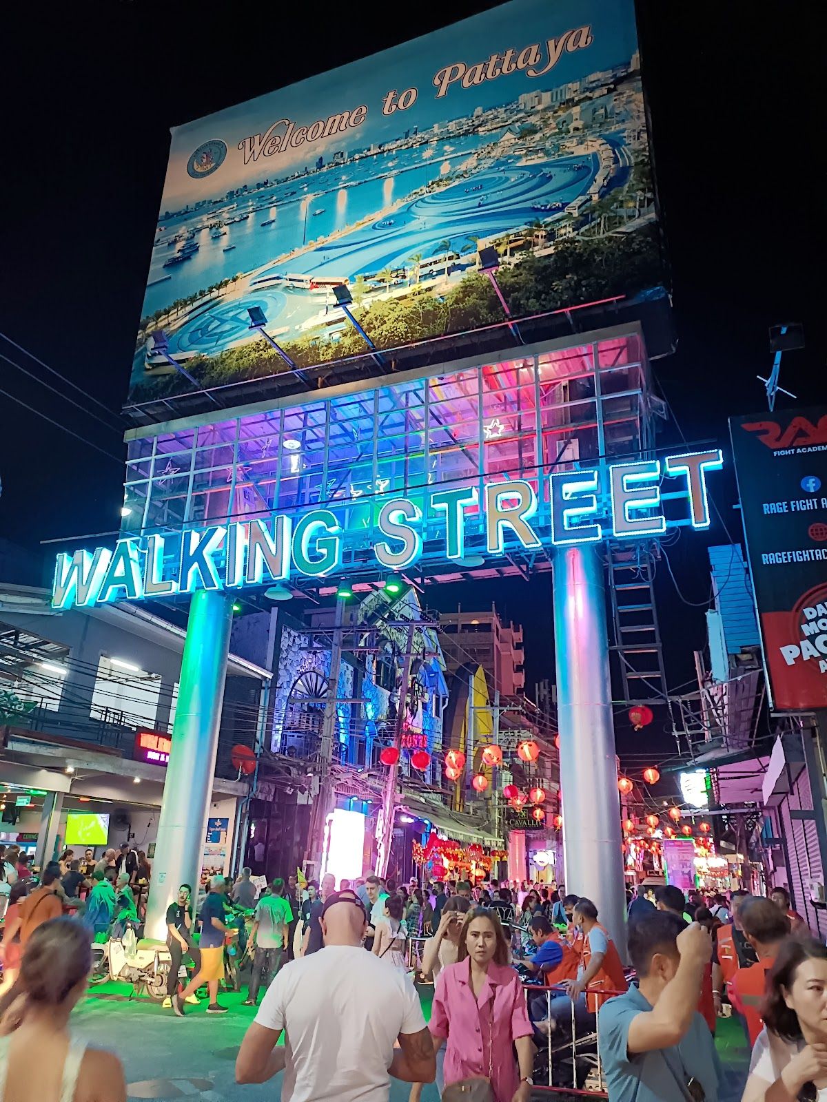 Walking Street Nightlife Experience photo 2