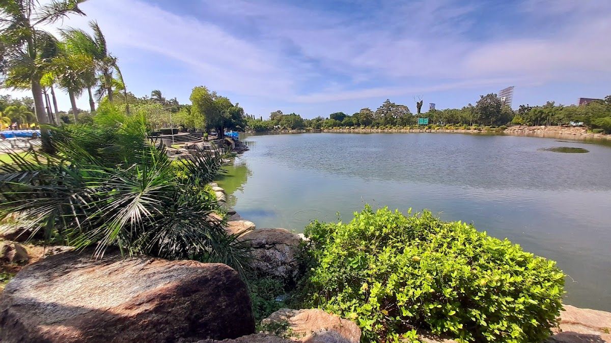Nongprue Public Park photo 2