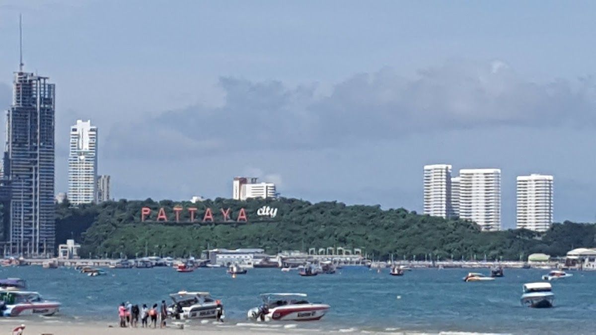 North Pattaya Beach photo 4
