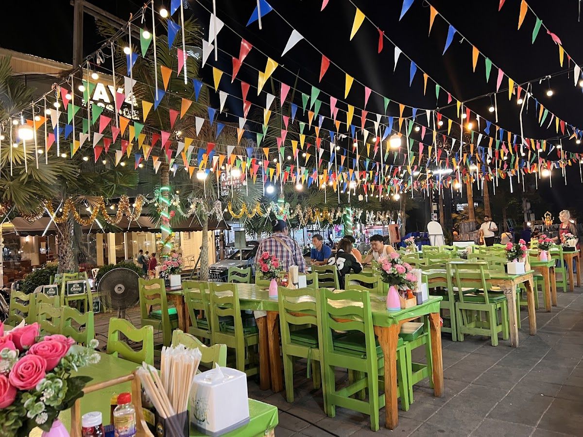 Pattaya Park Night Market photo 2