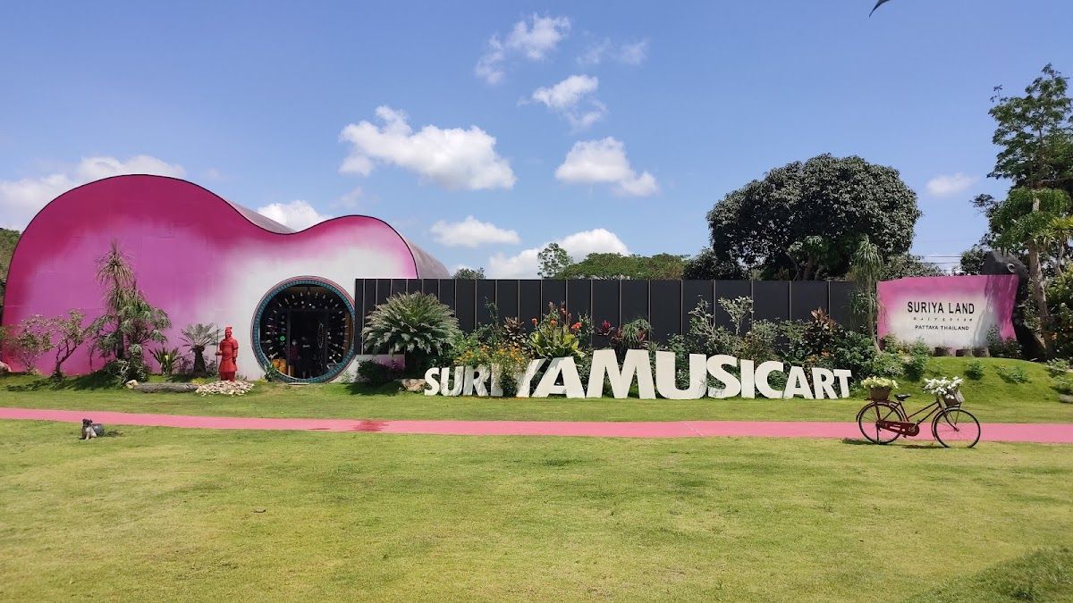 Suriyaland Pattaya photo 2