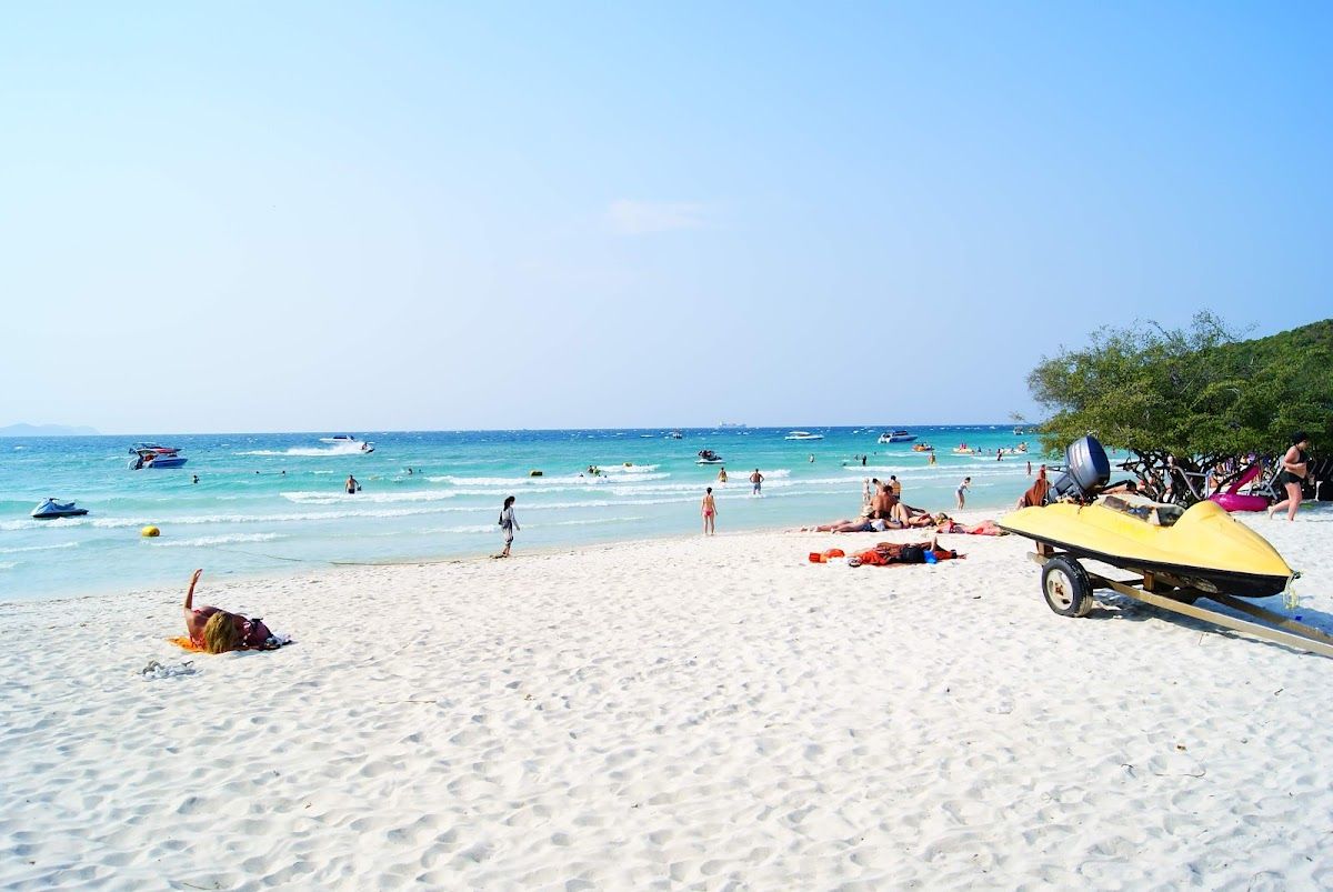 Tien Beach photo 3