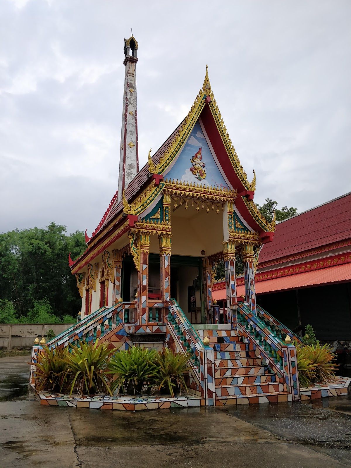 Wat Mai Hat Krathung Thong, Pattaya