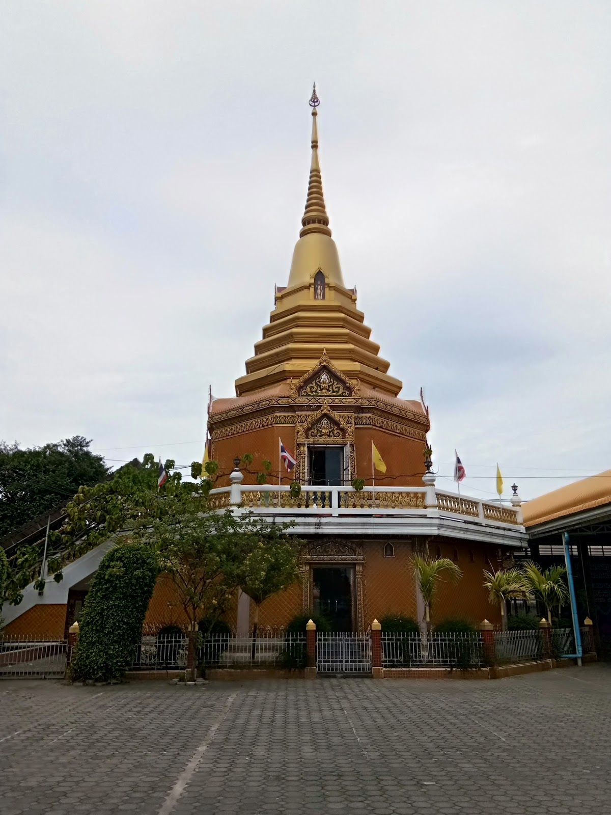 Wat Sattahip (Wat Luang Pho Yi) photo 3