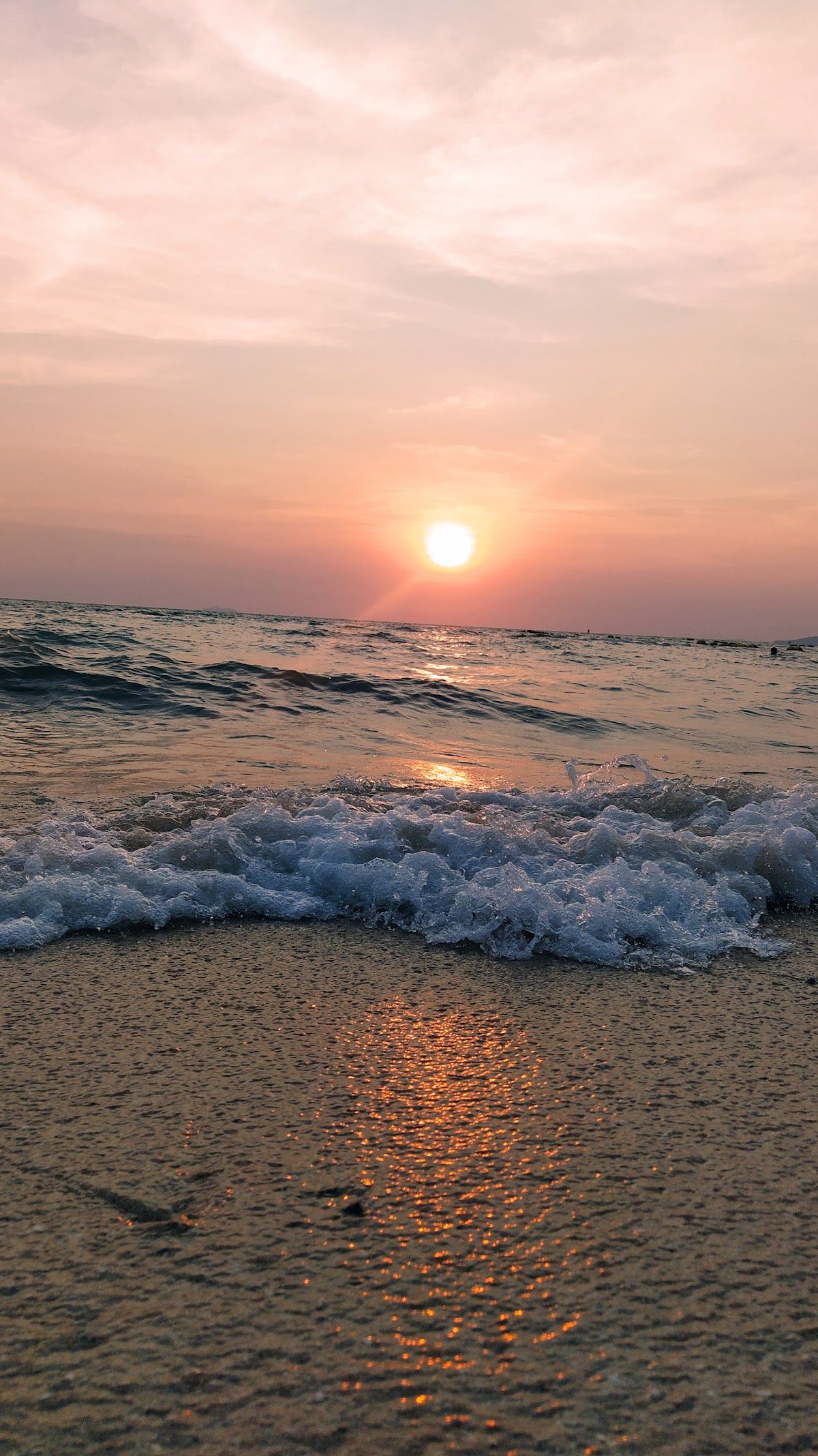 Yinyom Beach photo 2