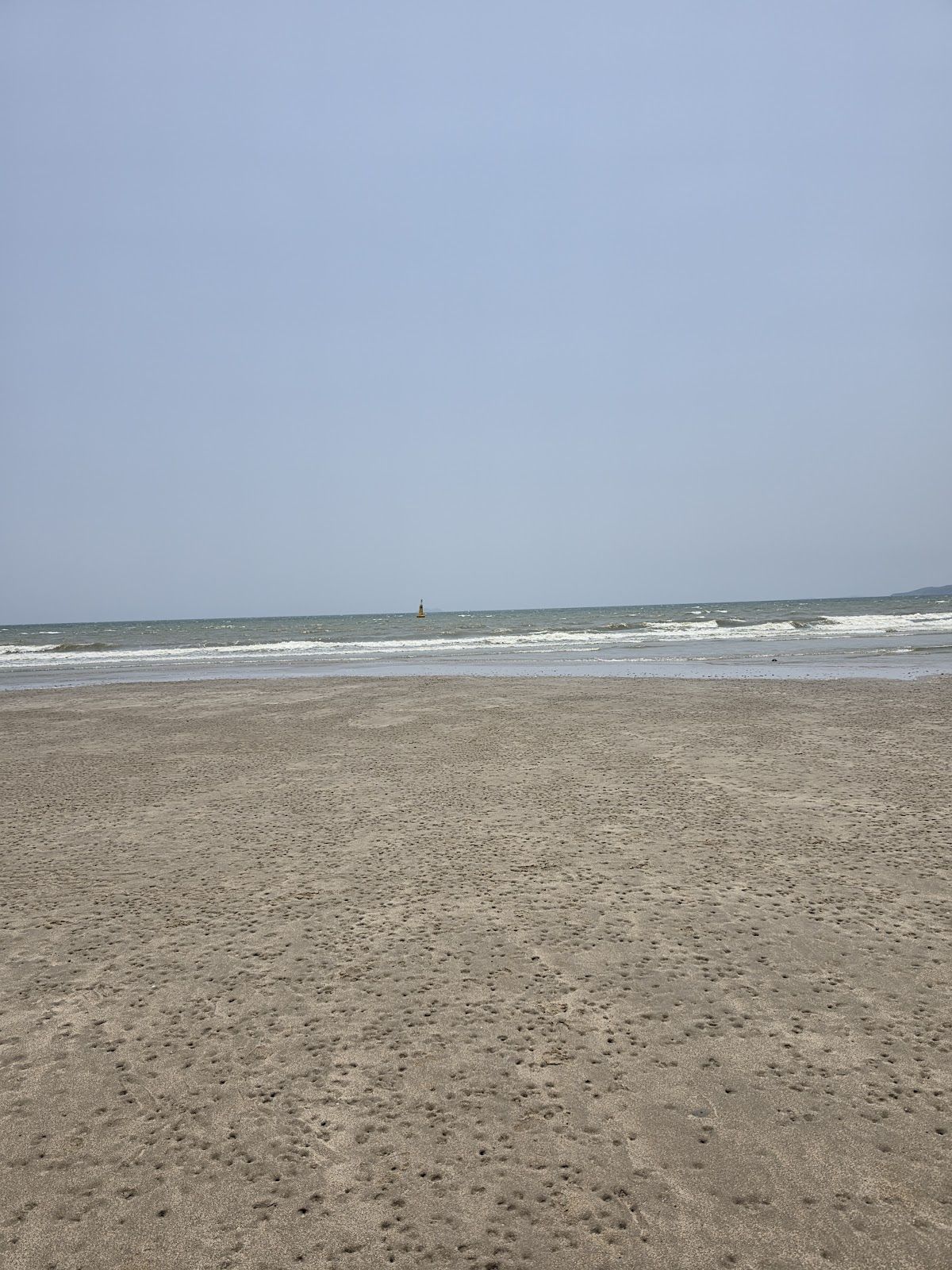 Yinyom Beach photo 3