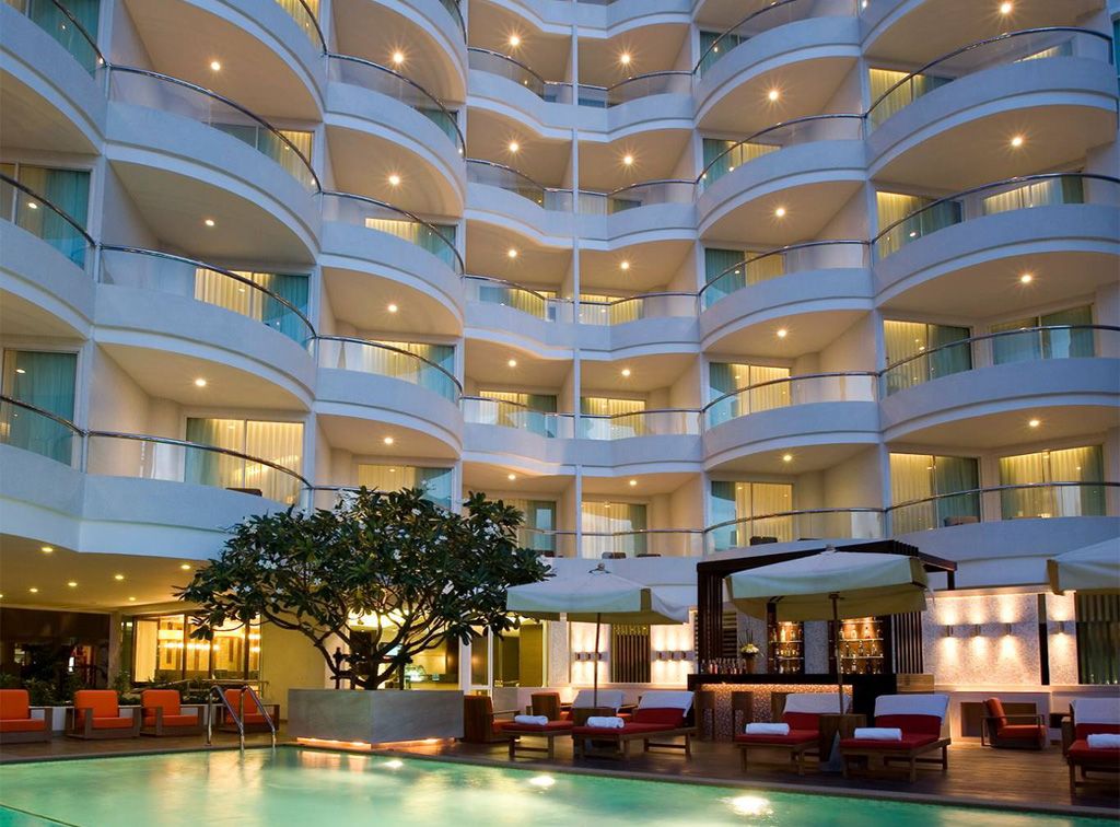 A-ONE Pattaya Beach Resort exterior in Central Pattaya