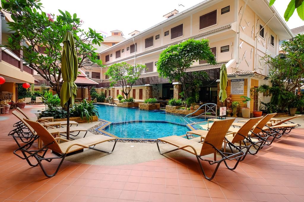 Aiyaree Place Resort exterior in Central Pattaya