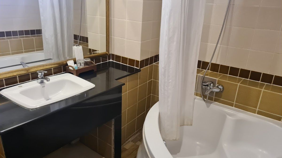Aiyaree Place Resort facilities in Central Pattaya