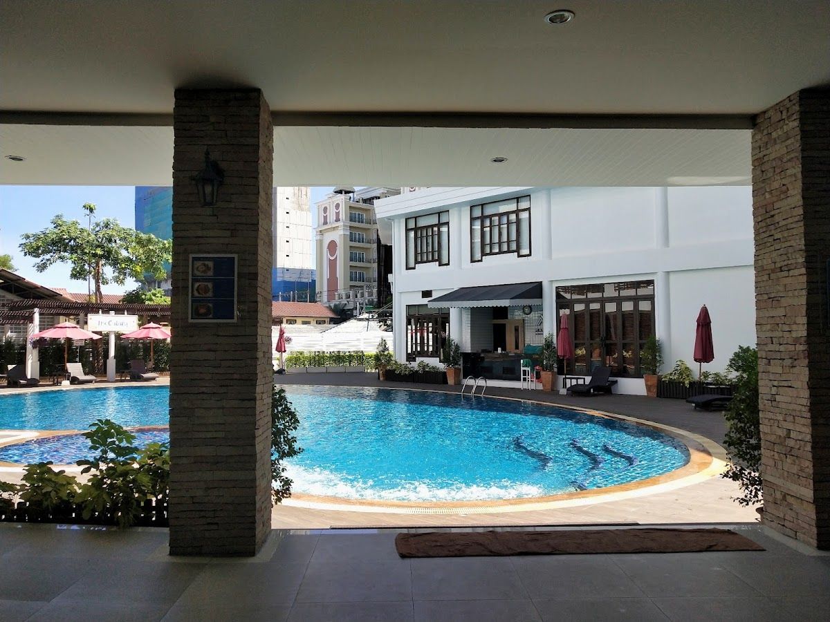 Areca Lodge Pattaya room interior in Central Pattaya