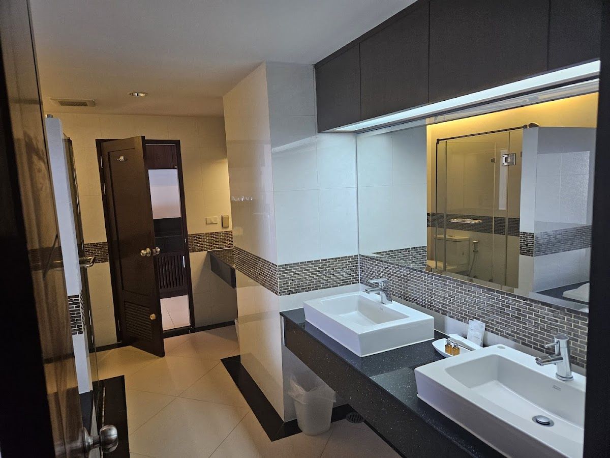 August Suites Pattaya facilities in Central Pattaya