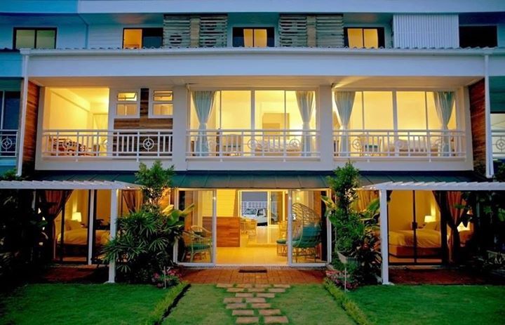 Baan Sattahip by the sea exterior in Bang Saray