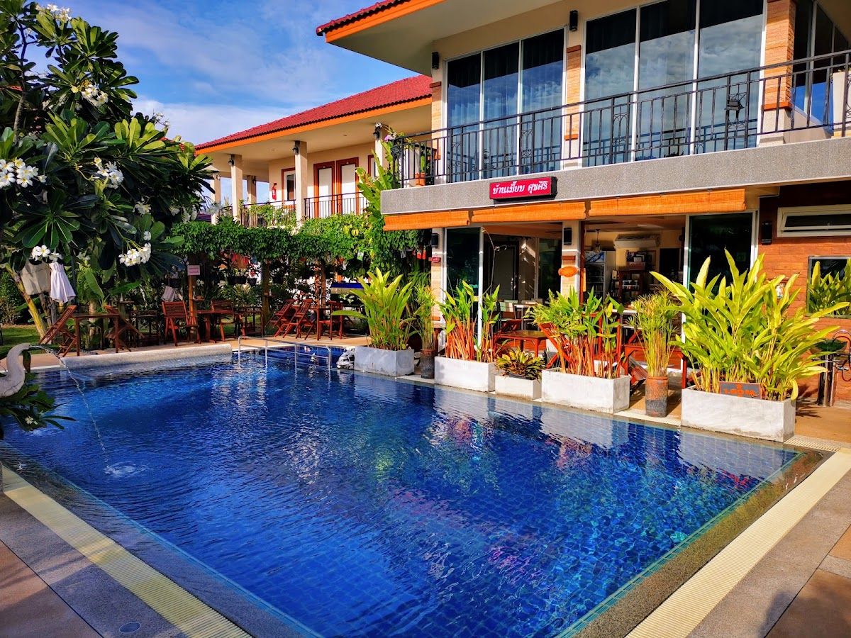 Baan Sooksiri Bangsaray facilities in Bang Saray
