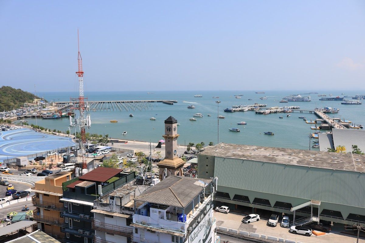 Balihai Bay Residence Pattaya exterior in Central Pattaya
