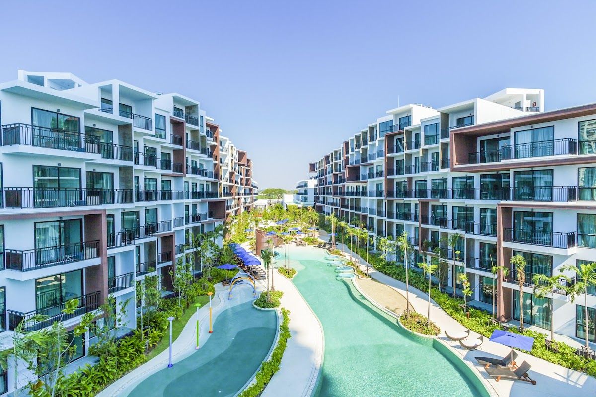 Centara Life Maris Resort Jomtien Pattaya exterior in Central Pattaya