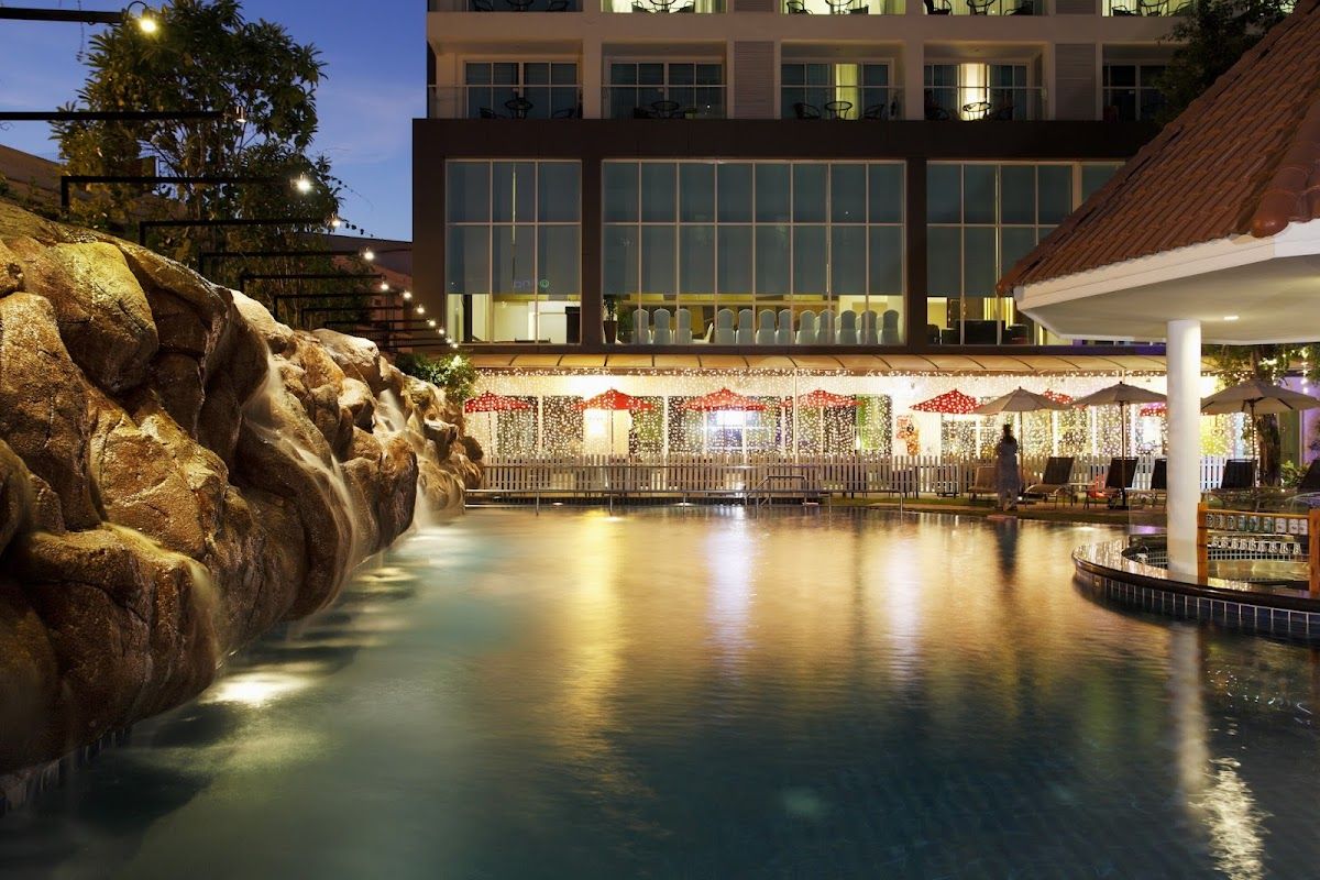 Centara Pattaya Hotel exterior in Central Pattaya