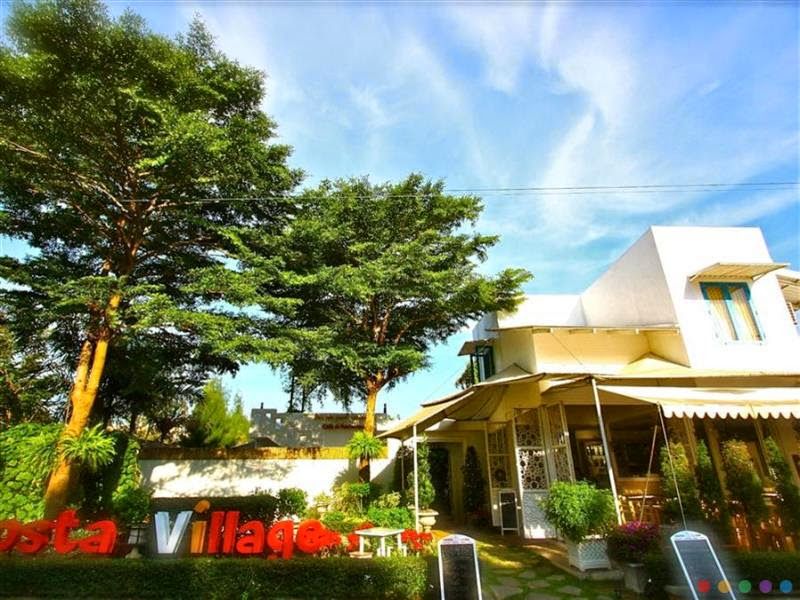 Costa Village Pool Villa Hotel exterior in Jomtien Beach