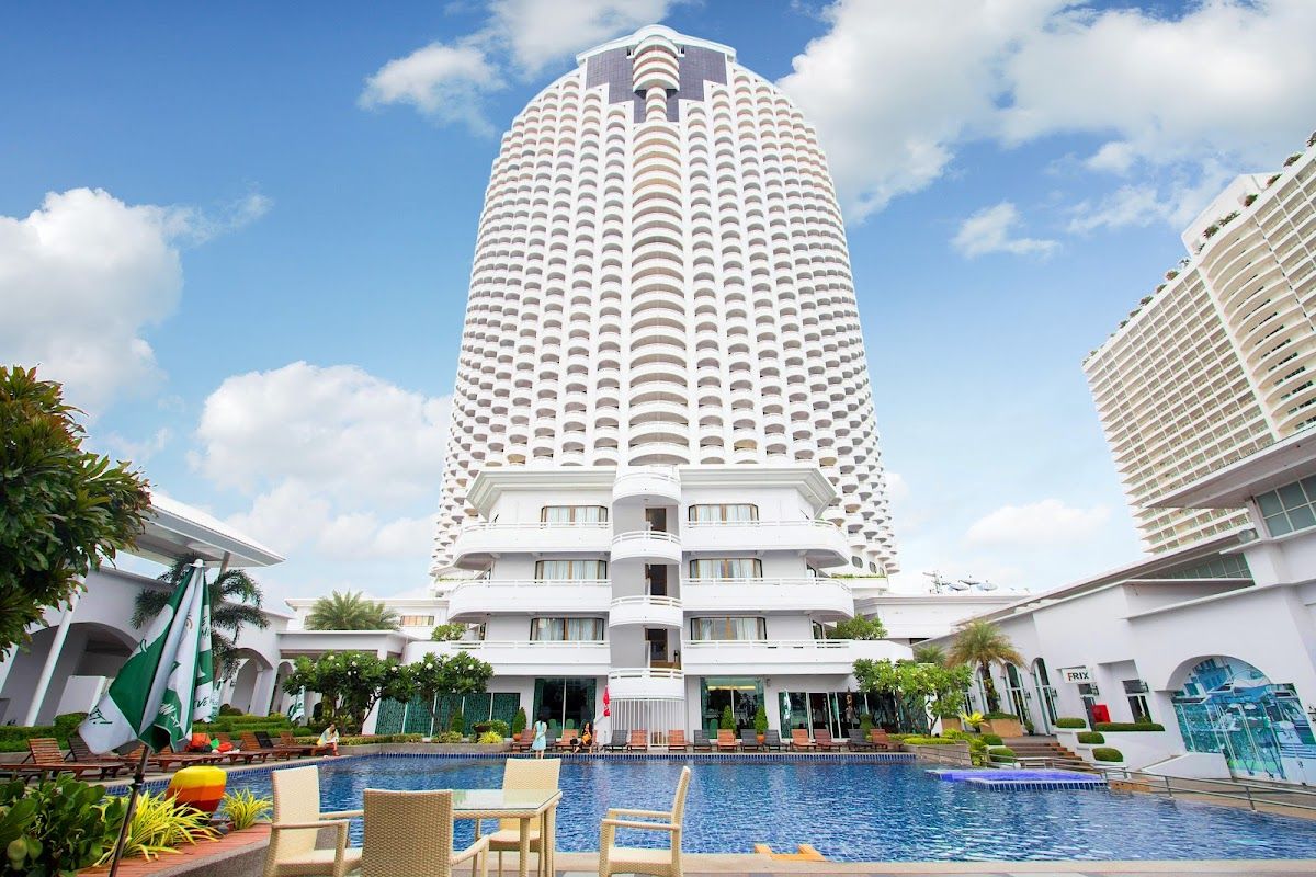 D Varee Jomtien Beach Pattaya Hotel exterior in Central Pattaya