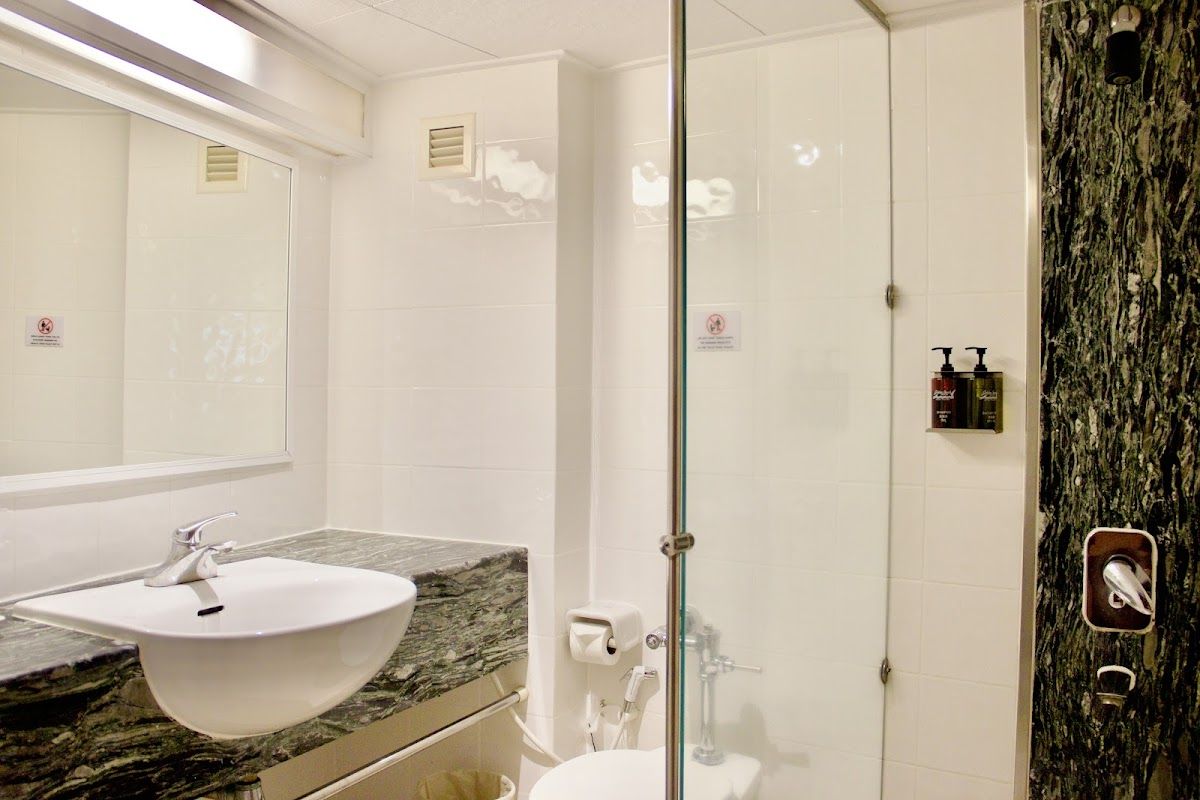 Golden Beach Hotel Pattaya facilities in Central Pattaya