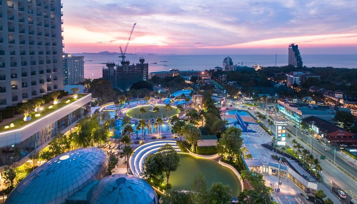 Grande Centre Point Pattaya exterior in Central Pattaya