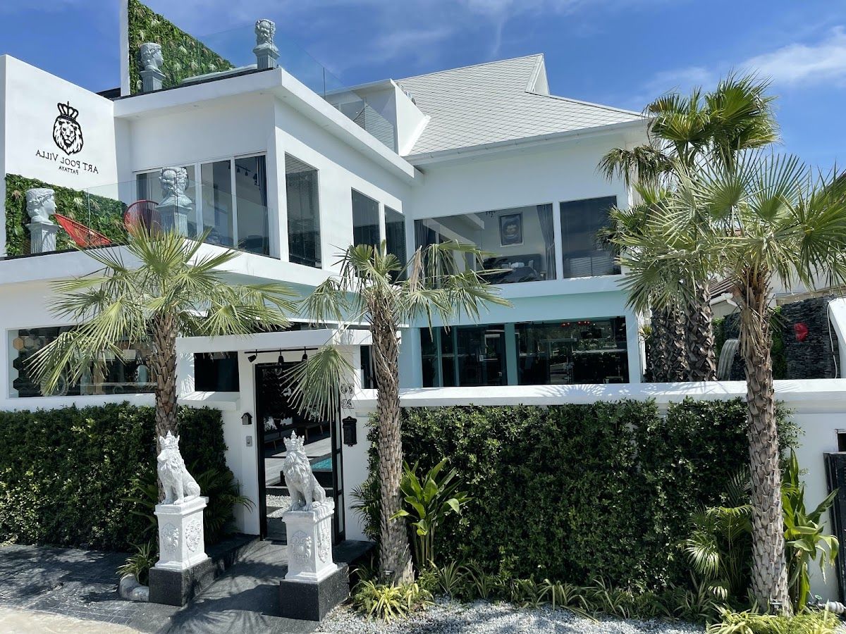 Green Residence Hotel Pattaya exterior in Central Pattaya