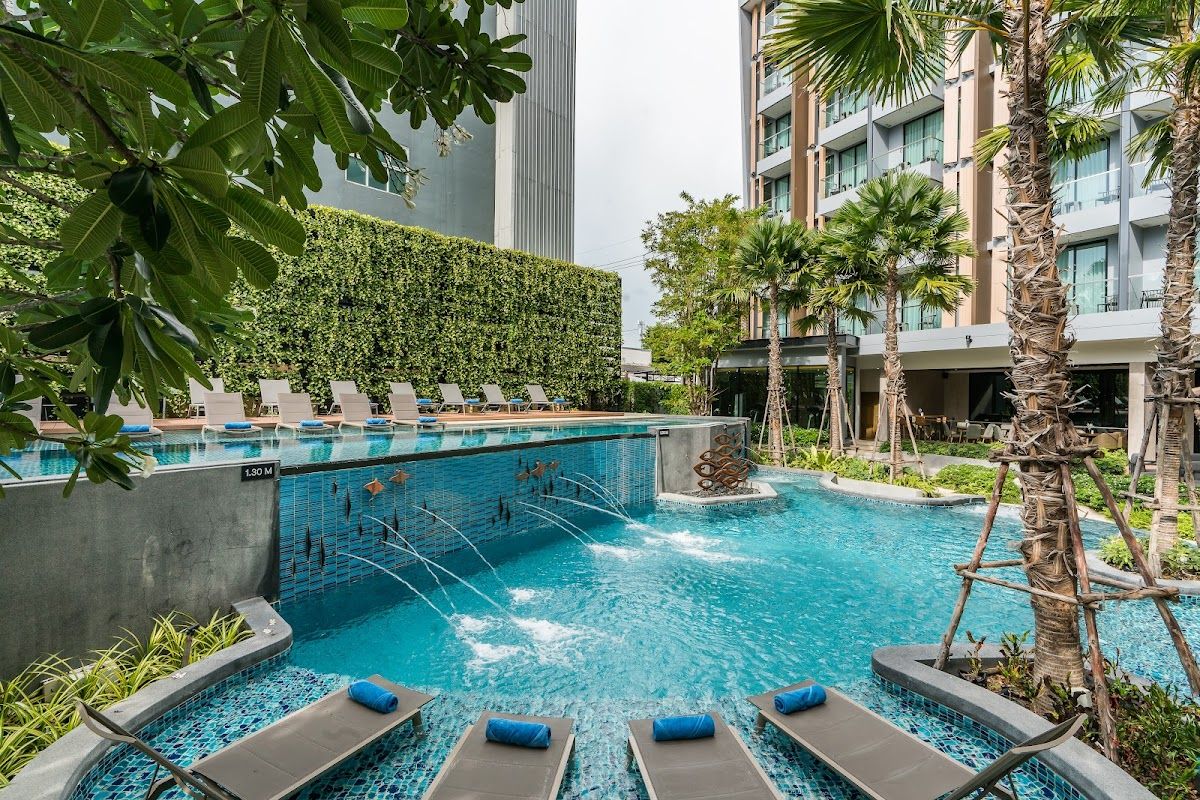 Hotel Amber Pattaya exterior in Central Pattaya