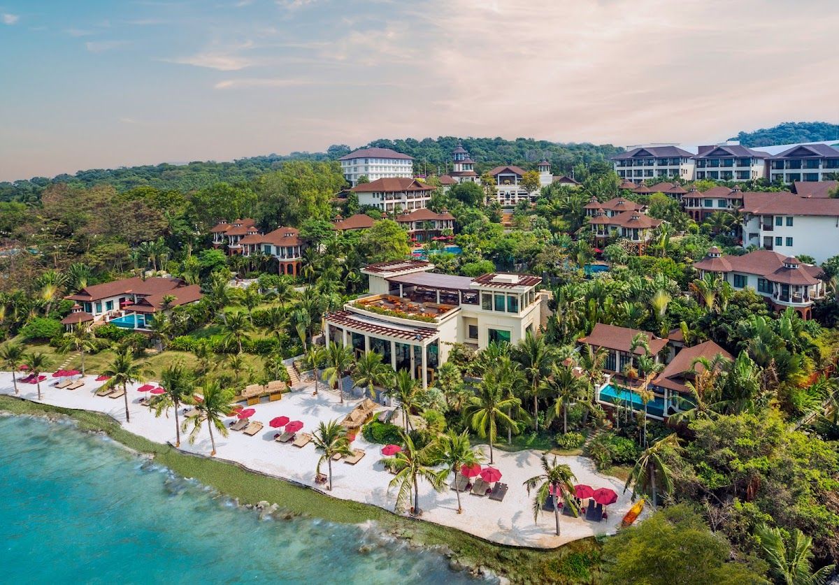 InterContinental Pattaya Resort exterior in Pratumnak Hill