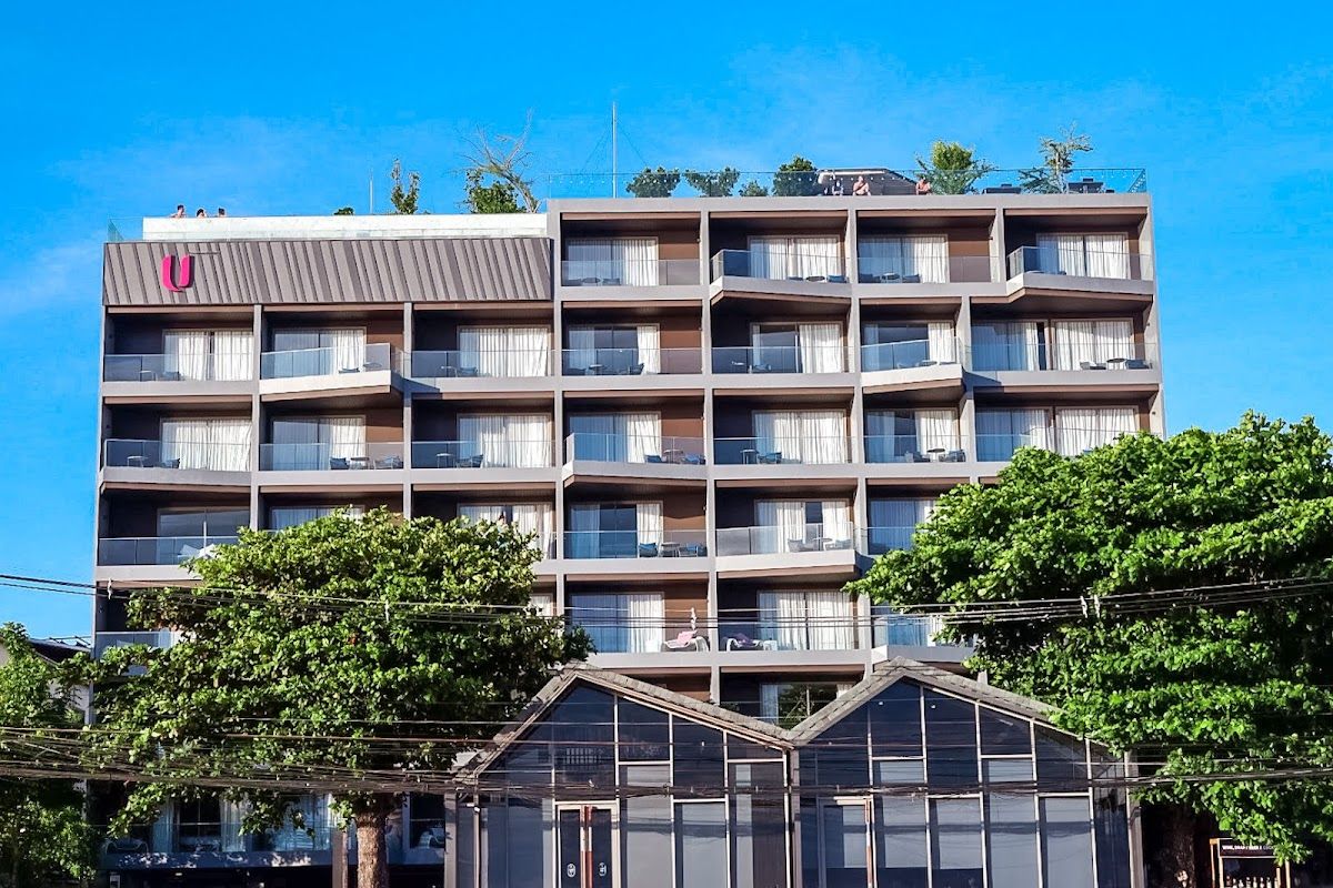 Jomtien Complex Hotel exterior in Jomtien