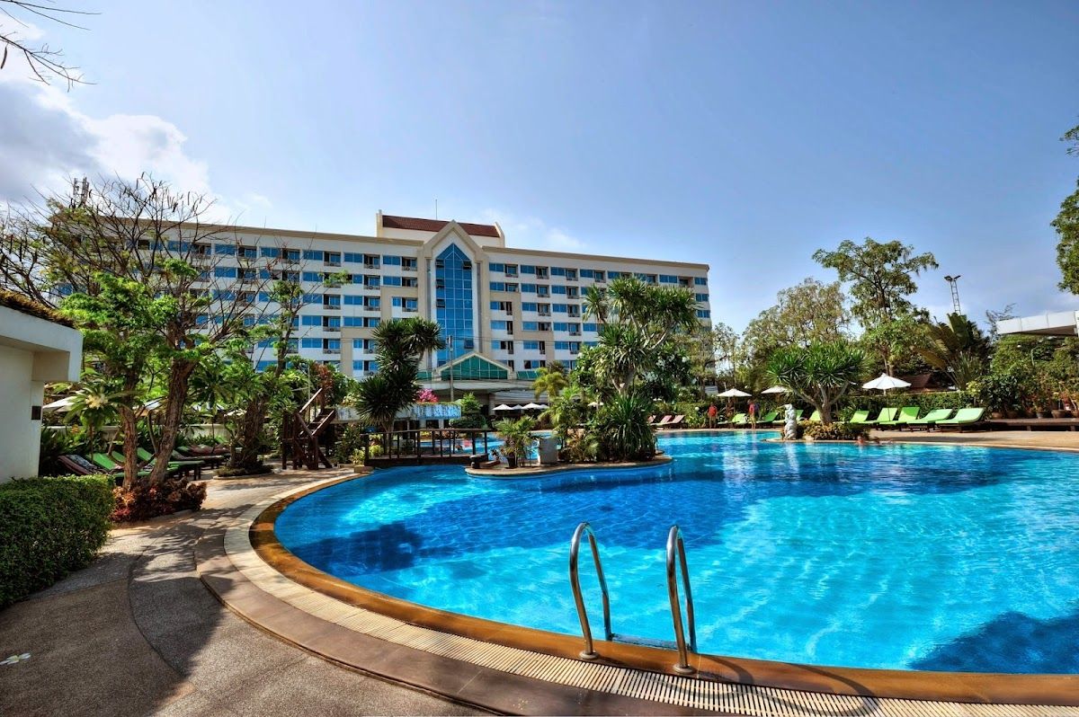 Jomtien Garden Hotel exterior in Jomtien