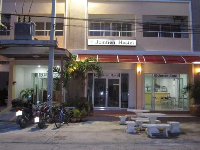 Jomtien Hostel exterior in Jomtien Beach
