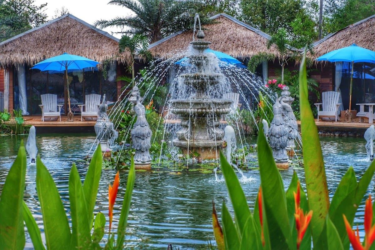 Jungle Moon Boutique Homestay จังเกิ้ลมูน โฮมสเตย์ บางเสร่ สัตหีบ exterior in Bang Saray