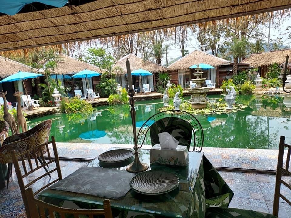 Jungle Moon Boutique Homestay จังเกิ้ลมูน โฮมสเตย์ บางเสร่ สัตหีบ room interior in Bang Saray