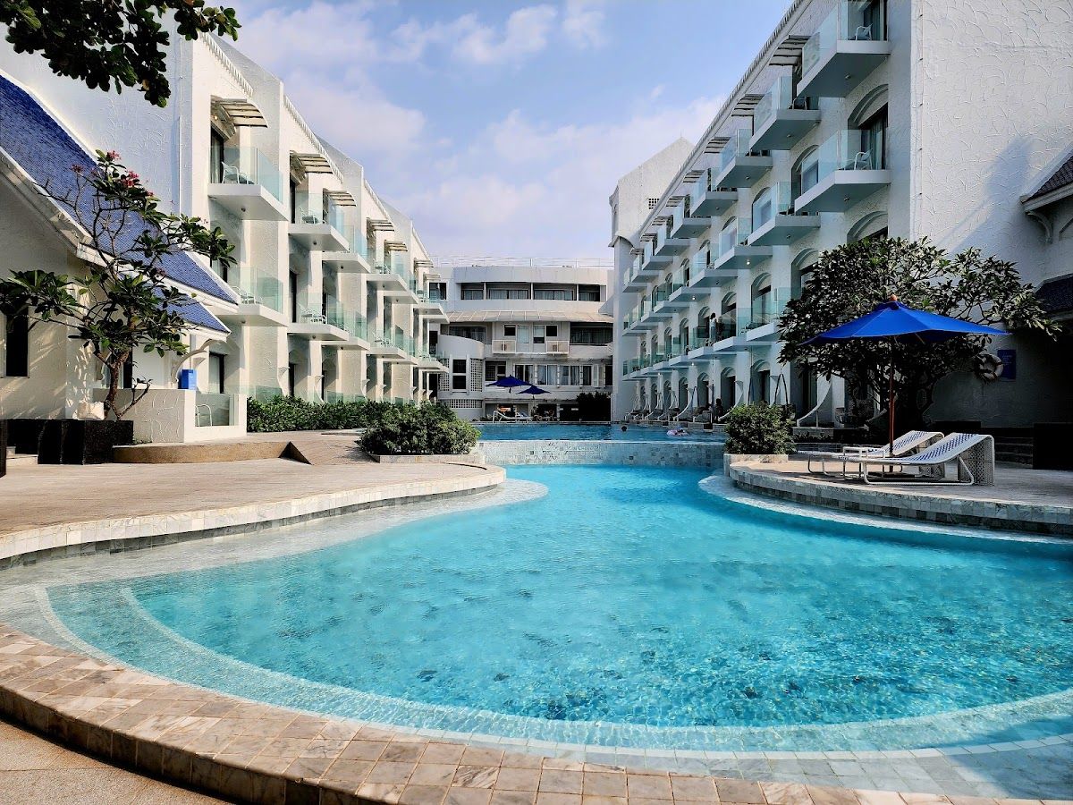 Kram Pattaya exterior in Central Pattaya