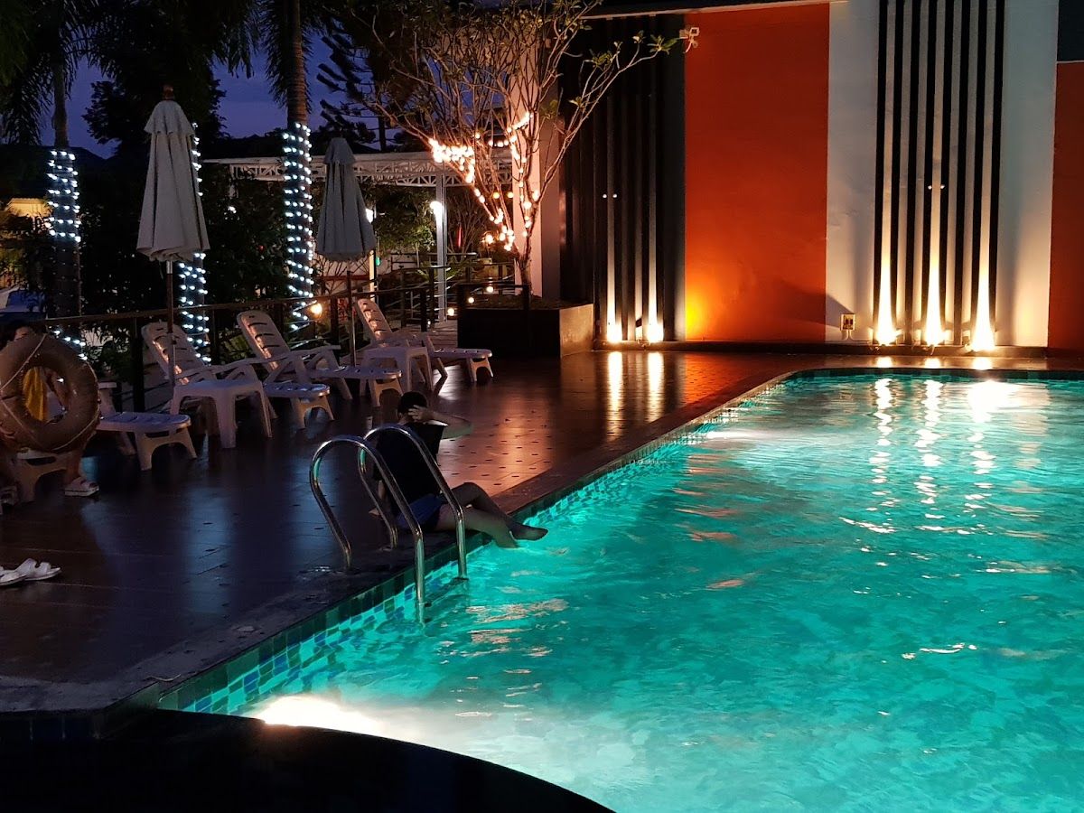 Lakkhana Poolside Resort facilities in Central Pattaya