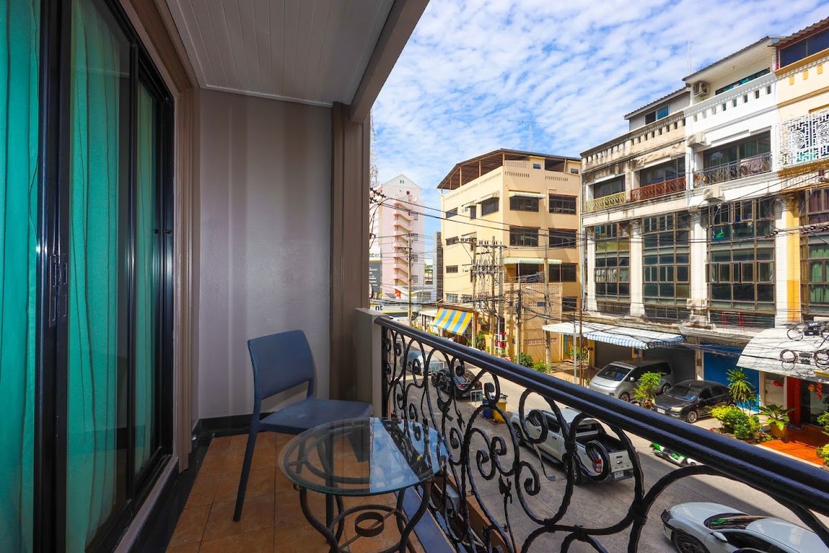 Land Royal Residence Pattaya exterior in Central Pattaya