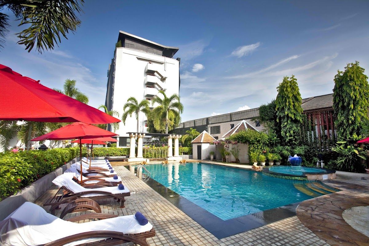 Lantana Pattaya Hotel & Resort exterior in Central Pattaya
