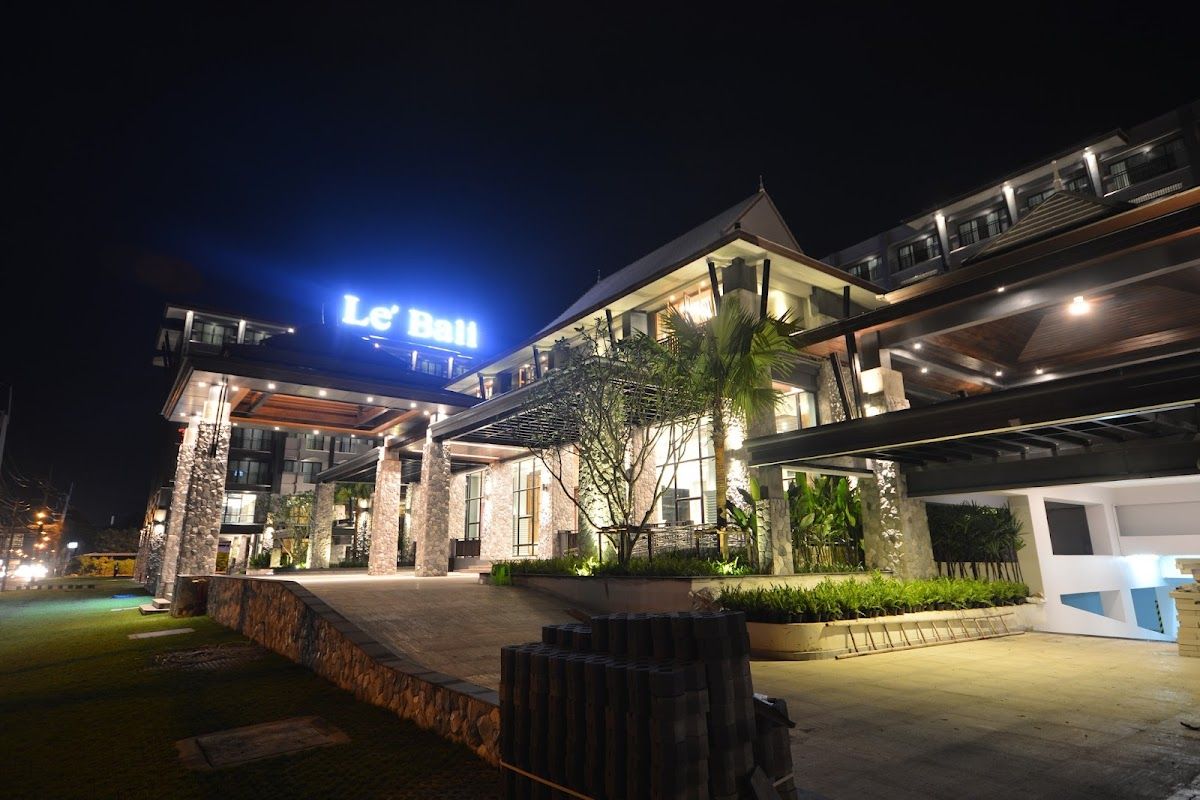 Le Bali Resort exterior in Central Pattaya
