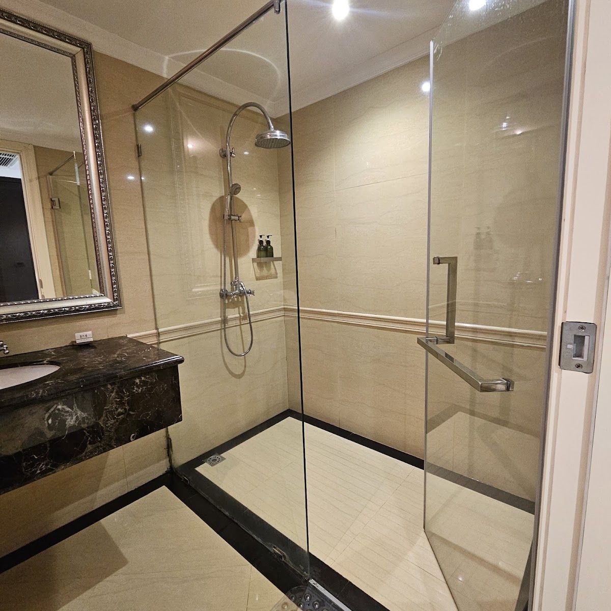 LK President facilities in Central Pattaya