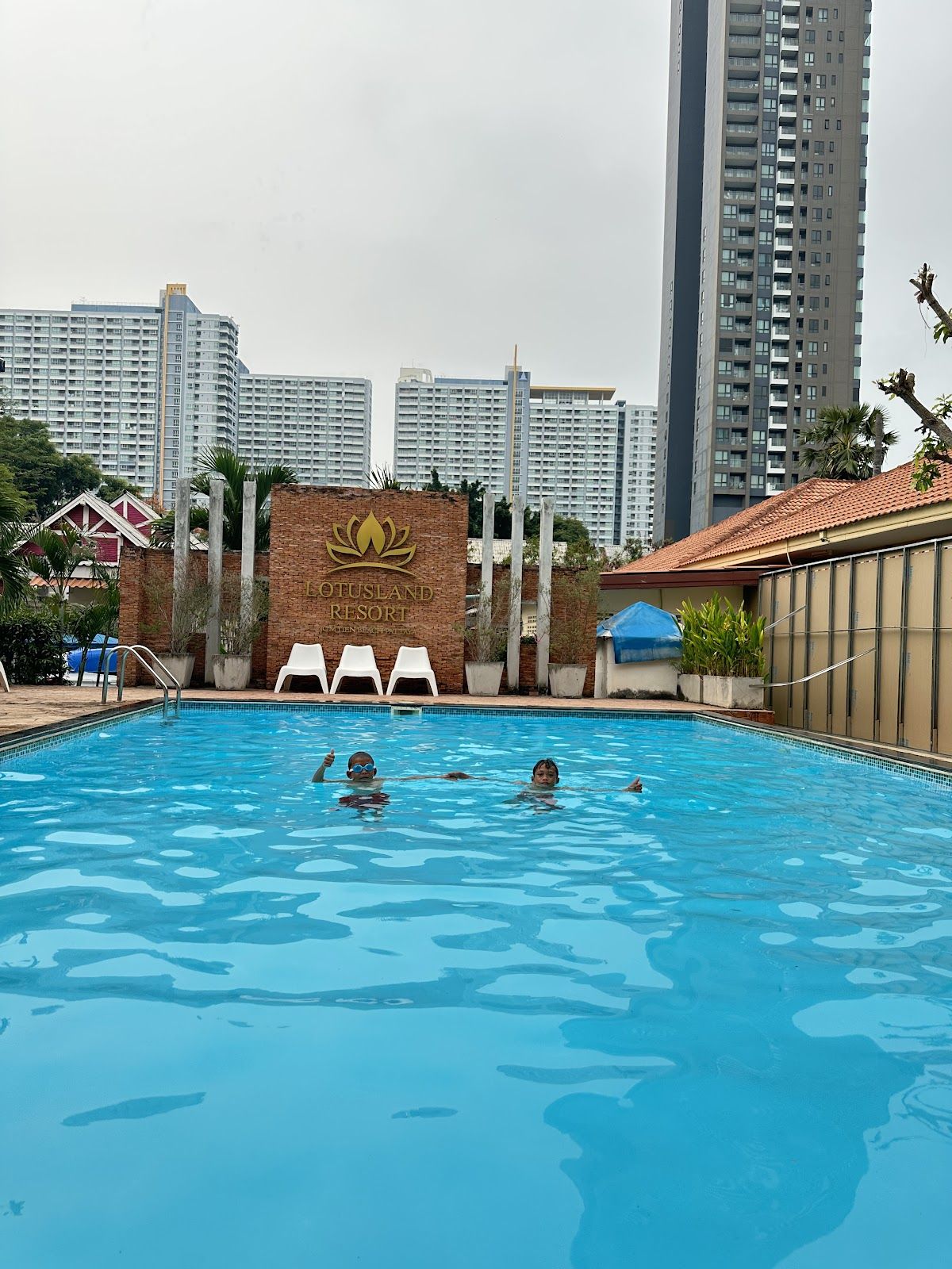 Lotusland Resort exterior in Jomtien Beach