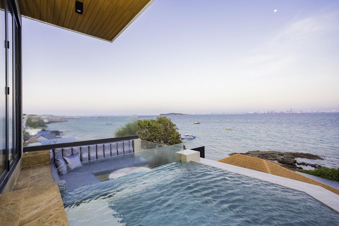 Madusea Grand Villa room interior in Central Pattaya