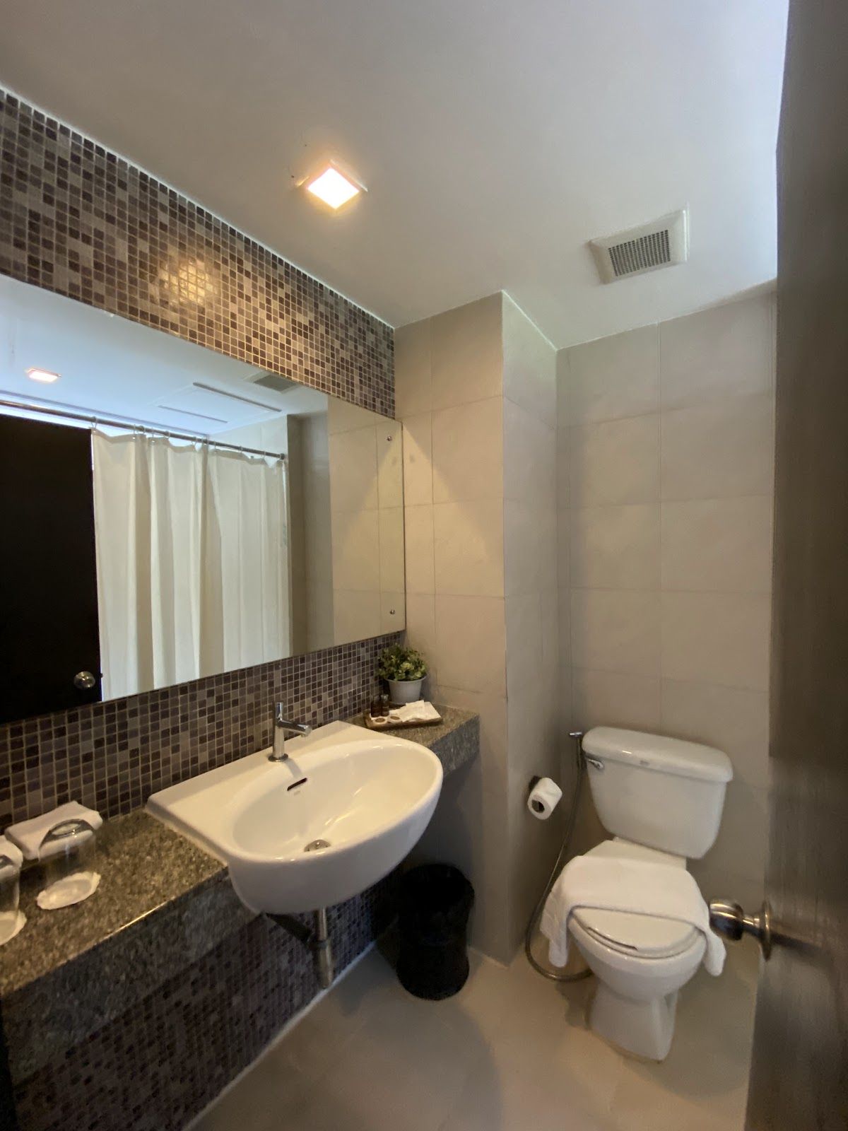 Manita boutique Hotel facilities in Pratumnak Hill