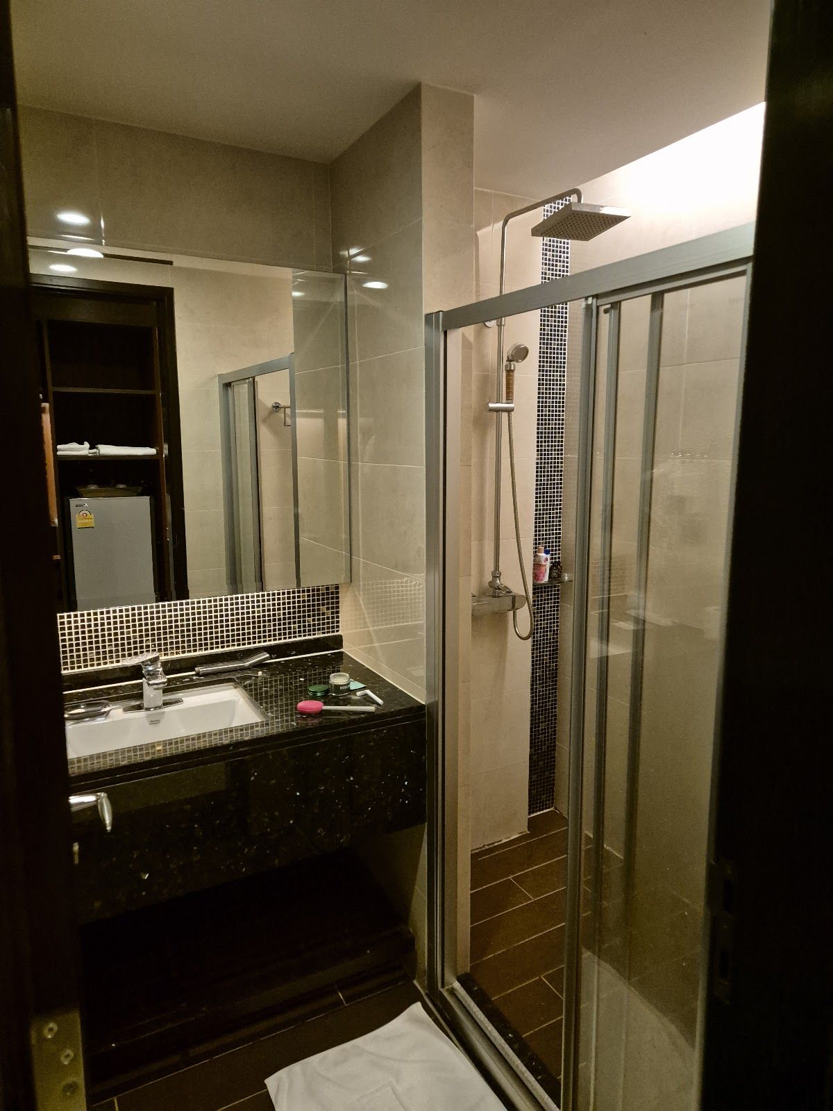 March Hotel Pattaya facilities in Central Pattaya
