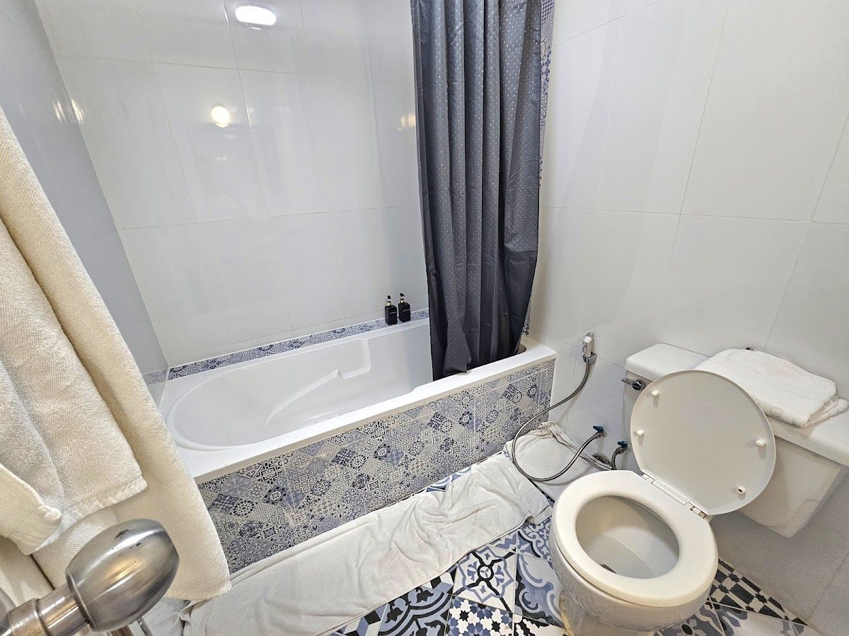 MARKLAND BEACH VIEW facilities in Central Pattaya