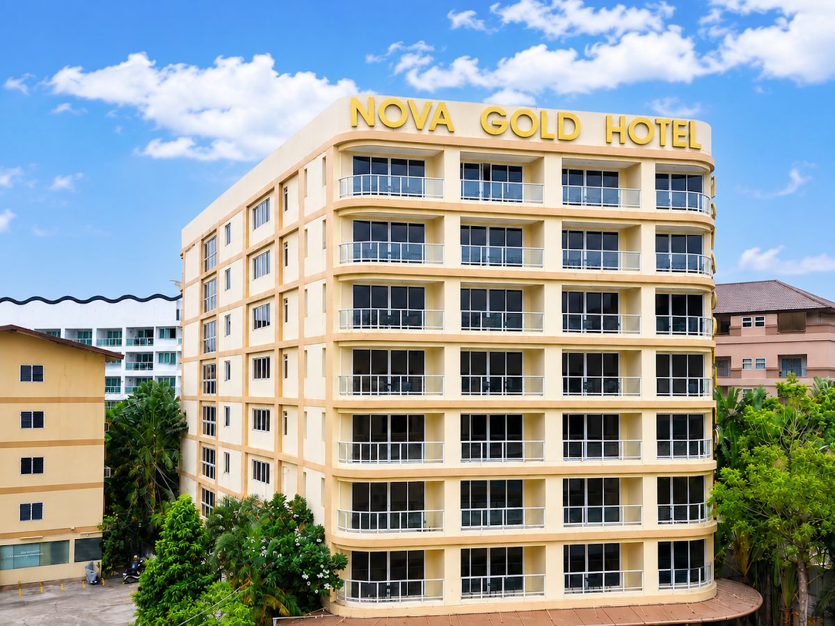 Nova Gold Hotel Pattaya exterior in Central Pattaya